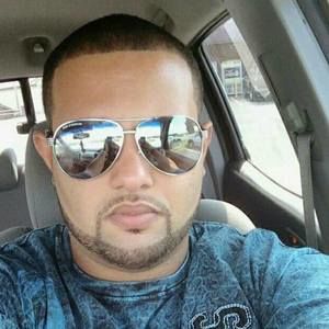 Meet your Posher, Alèx